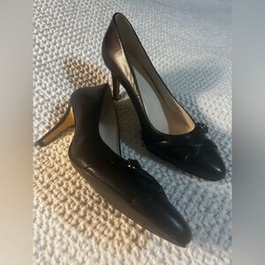 Cole Haan Black Leather Classic Office Shoes Pumps size 8 1/2